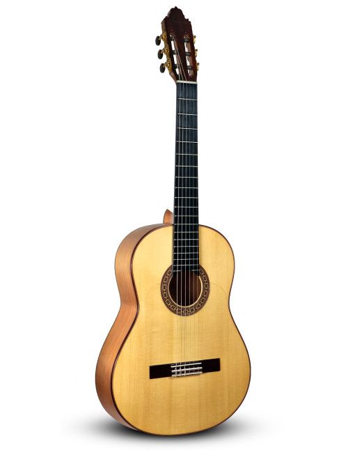 Guitarra Valeriano Bernal Prodigio Especial Abeto